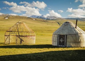 Yurt camp in Kyrgyzstan | Travel Land