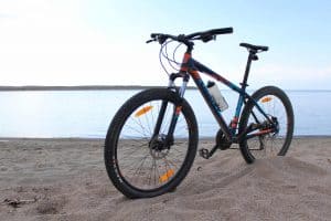 Tours around Lake Issyk Kul by bycicle | Travel Land