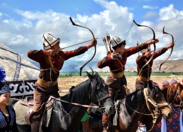 Archery festival in Kyrgyzstan | Travel Land