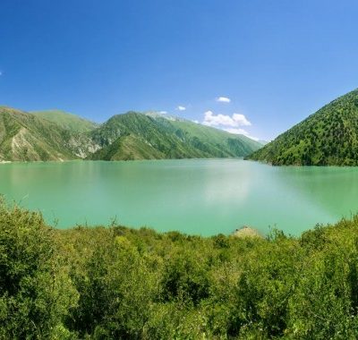 Lake Kara Suu in Kyrgyzstan | Travel Land